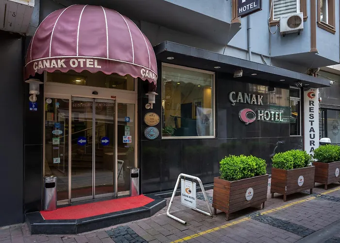 Çanak Hotel