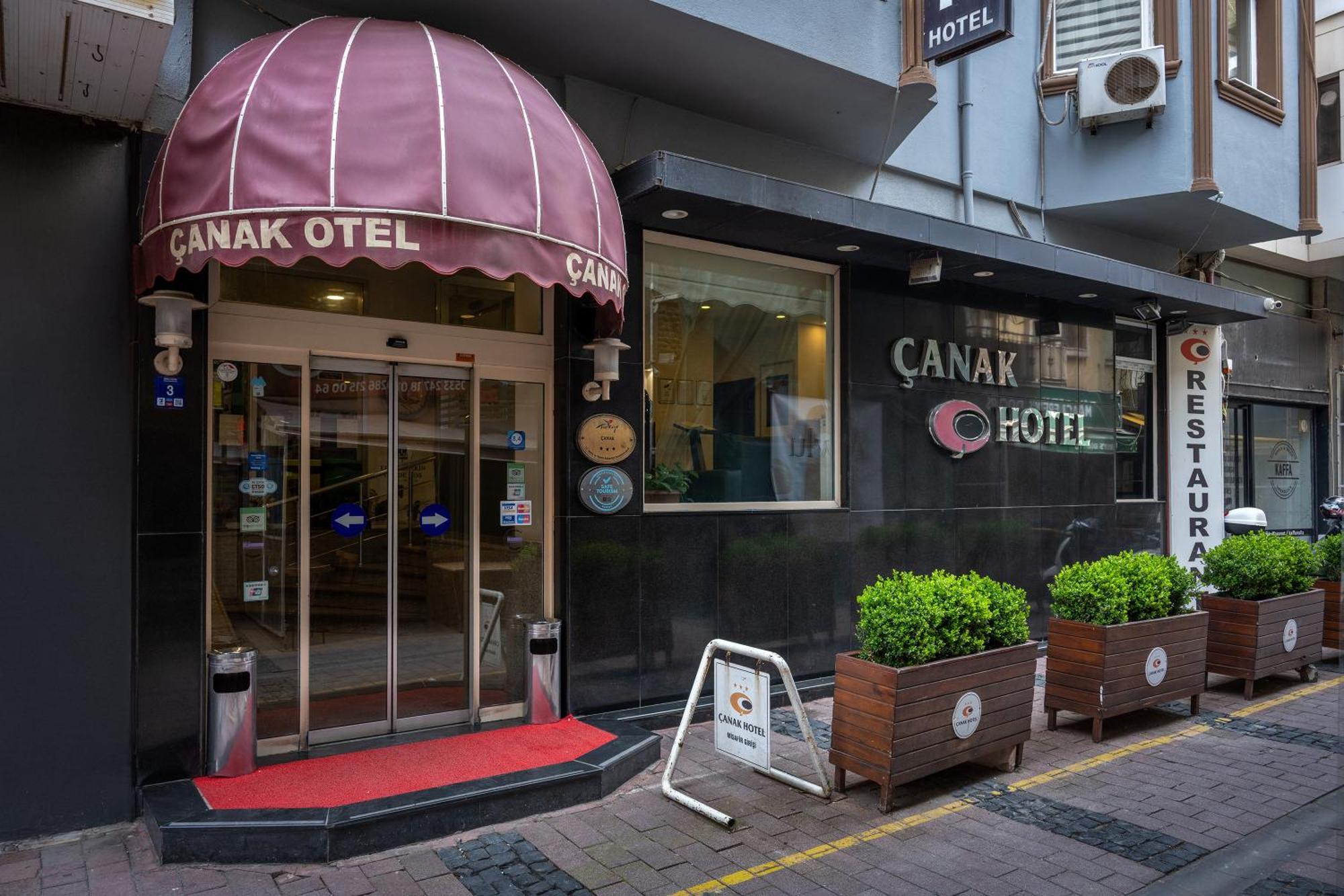çanak Hotel 3*